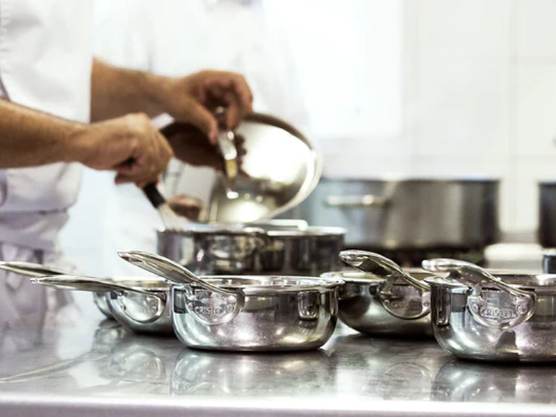 Pourquoi choisir des casseroles et poêles en inox de la maison Cristel ?