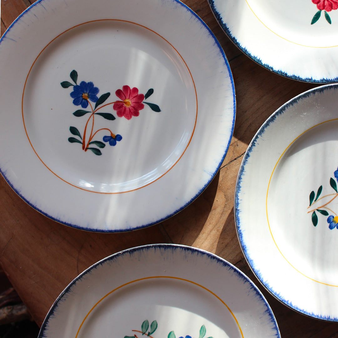 6 assiettes à dessert fleuries vintage