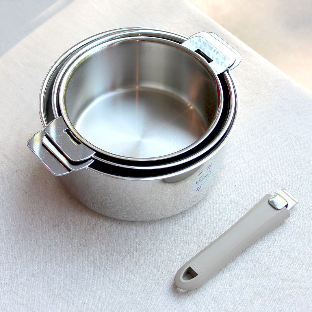 Casserole en inox avec manche amovible