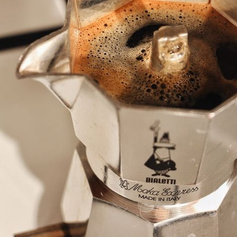 Cafetière italienne traditionnelle