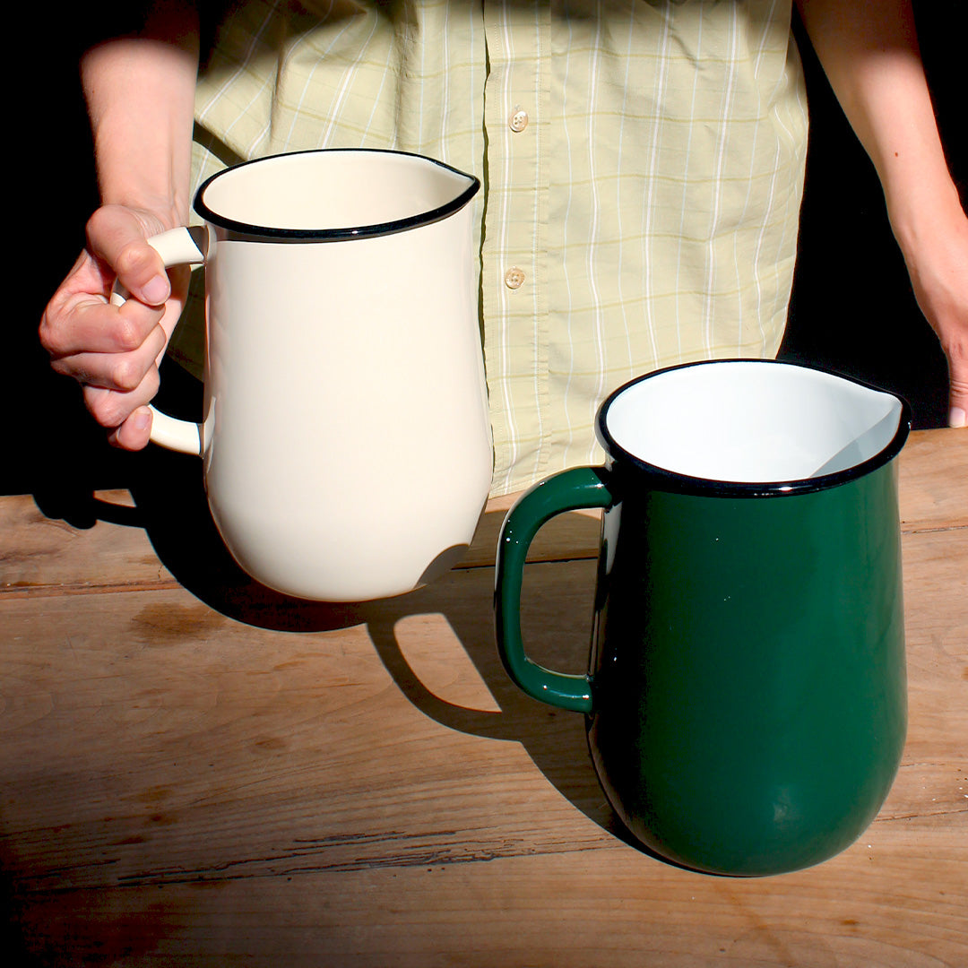 Carafe émaillée
