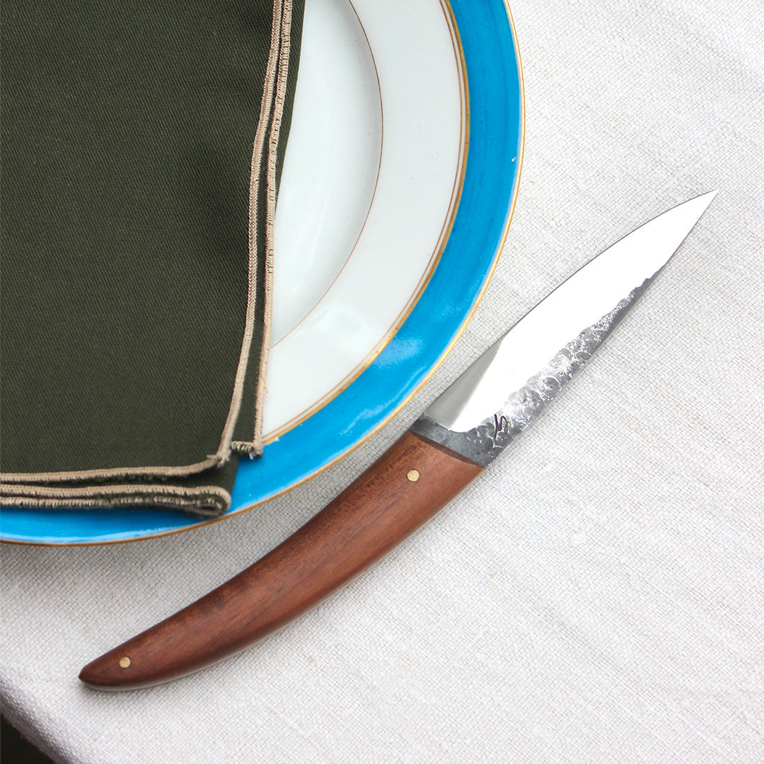 Coffret de couteaux de table manche en noyer