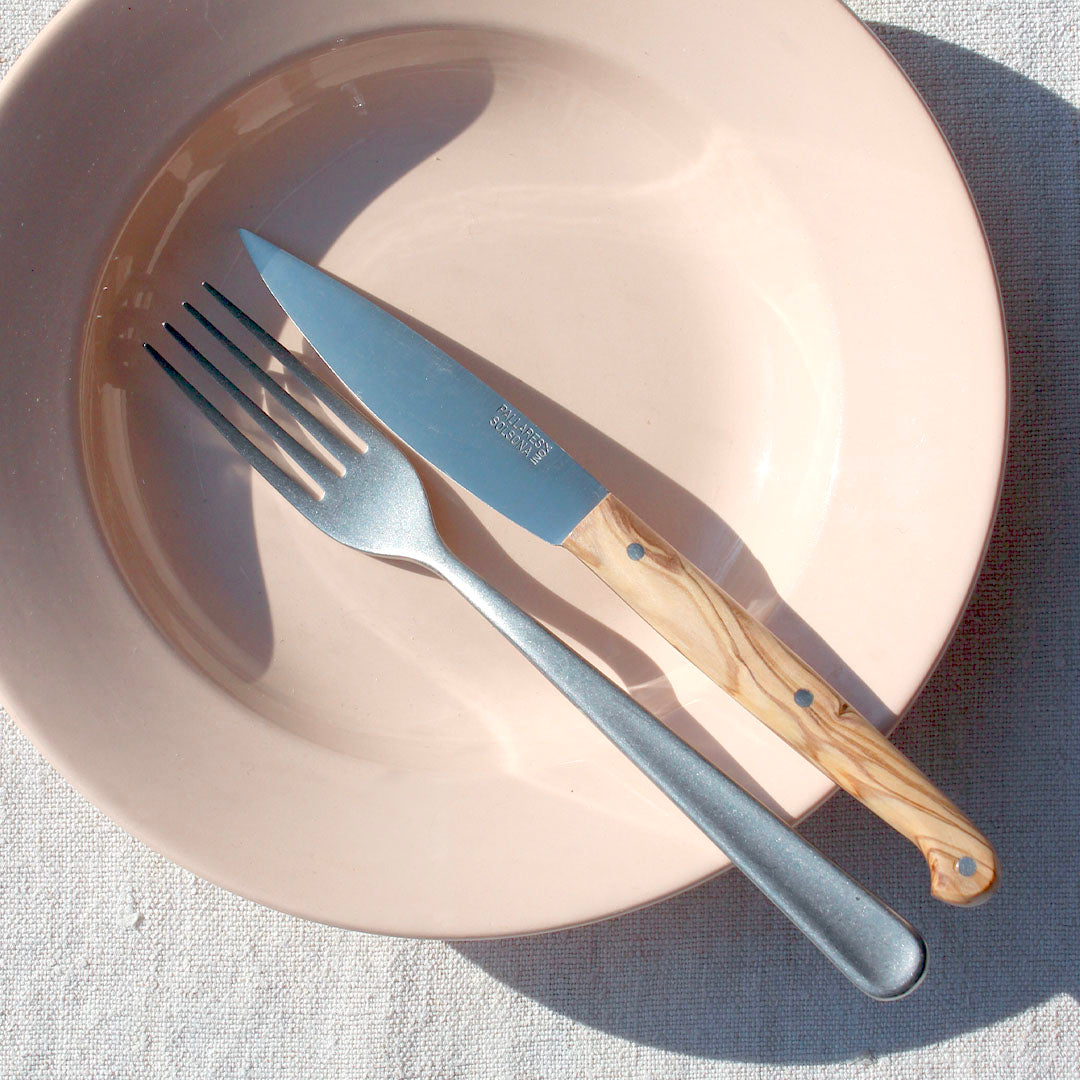 Couteau de table manche en olivier