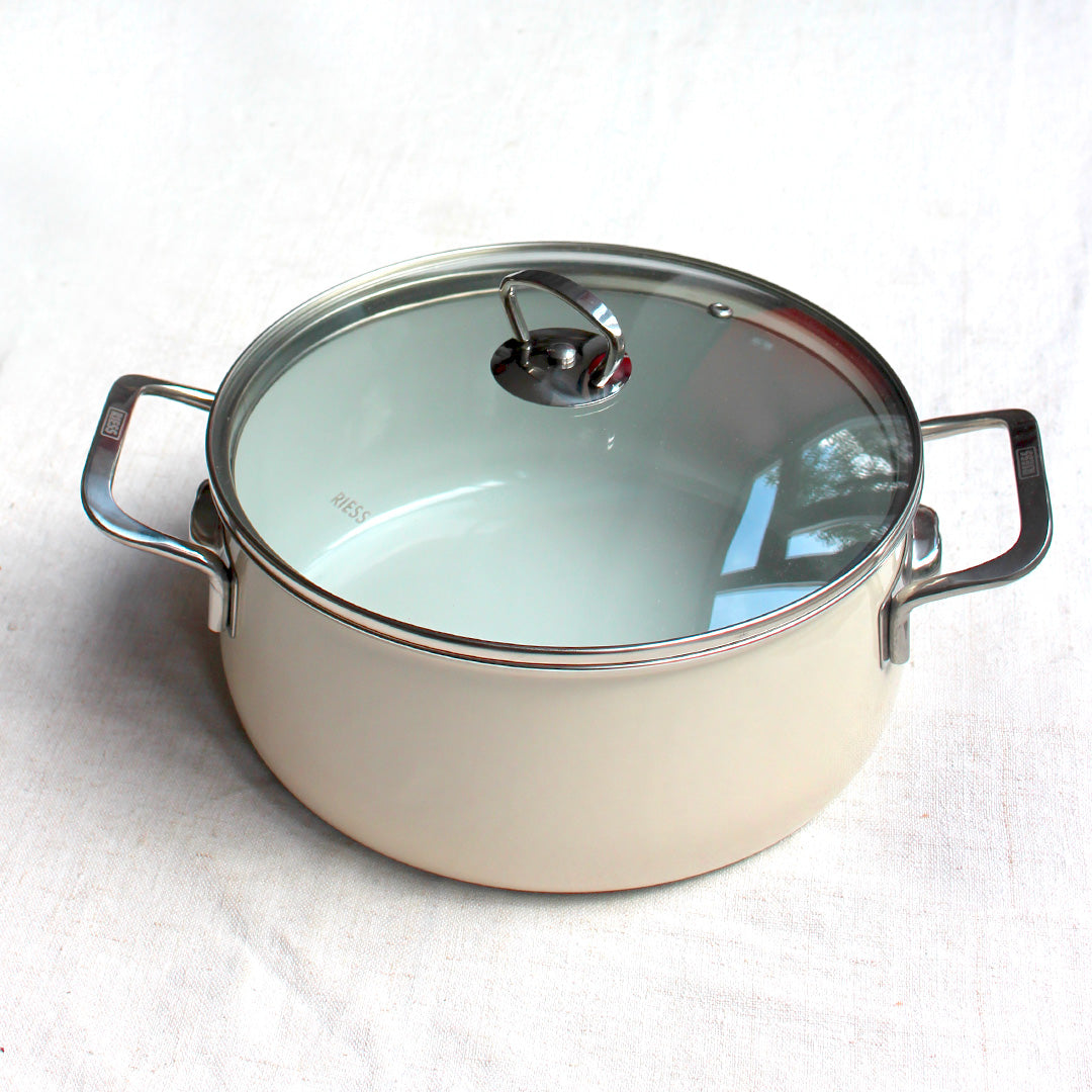 Grande marmite en acier émaillé