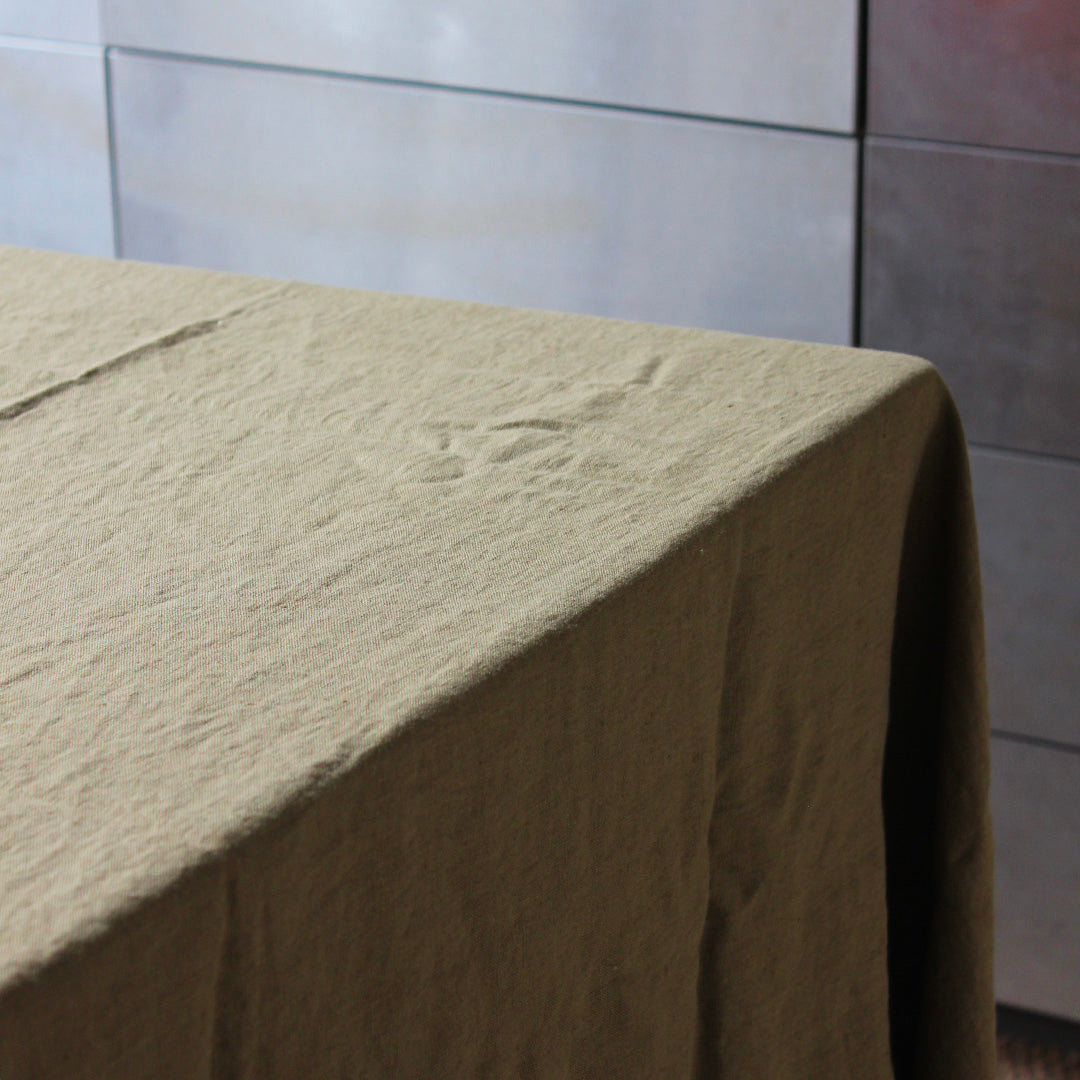 Grande nappe en lin vert olive