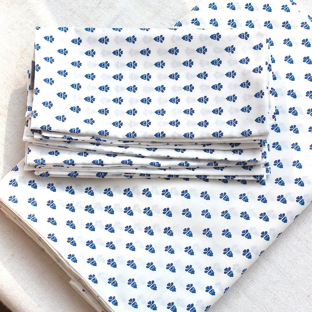 Serviette de table 100% coton Brique motif provençal Arles Serviette de table 100% coton Brique motif provençal Arles