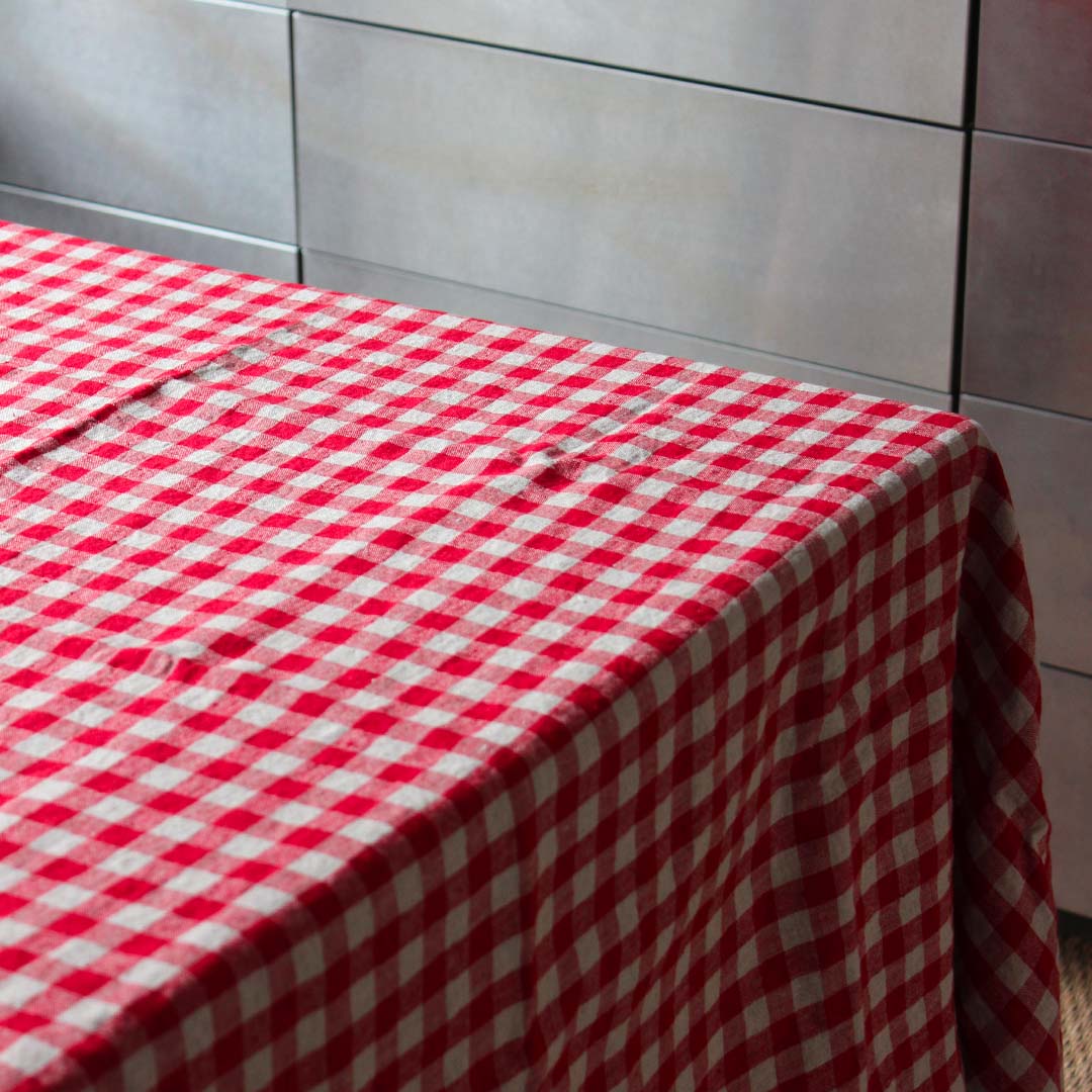 Grande nappe en lin à carreaux