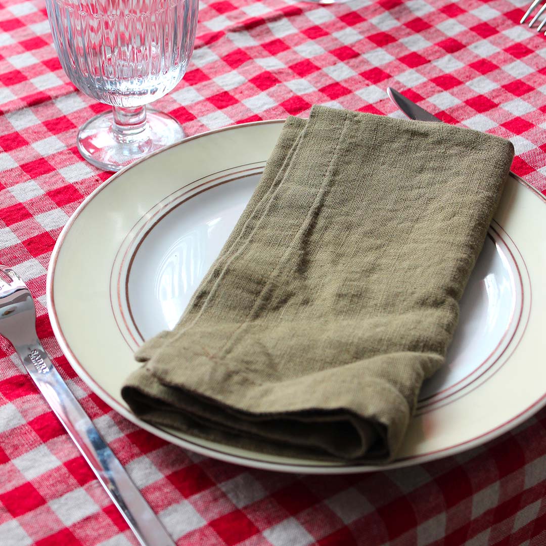 Grande nappe en lin à carreaux