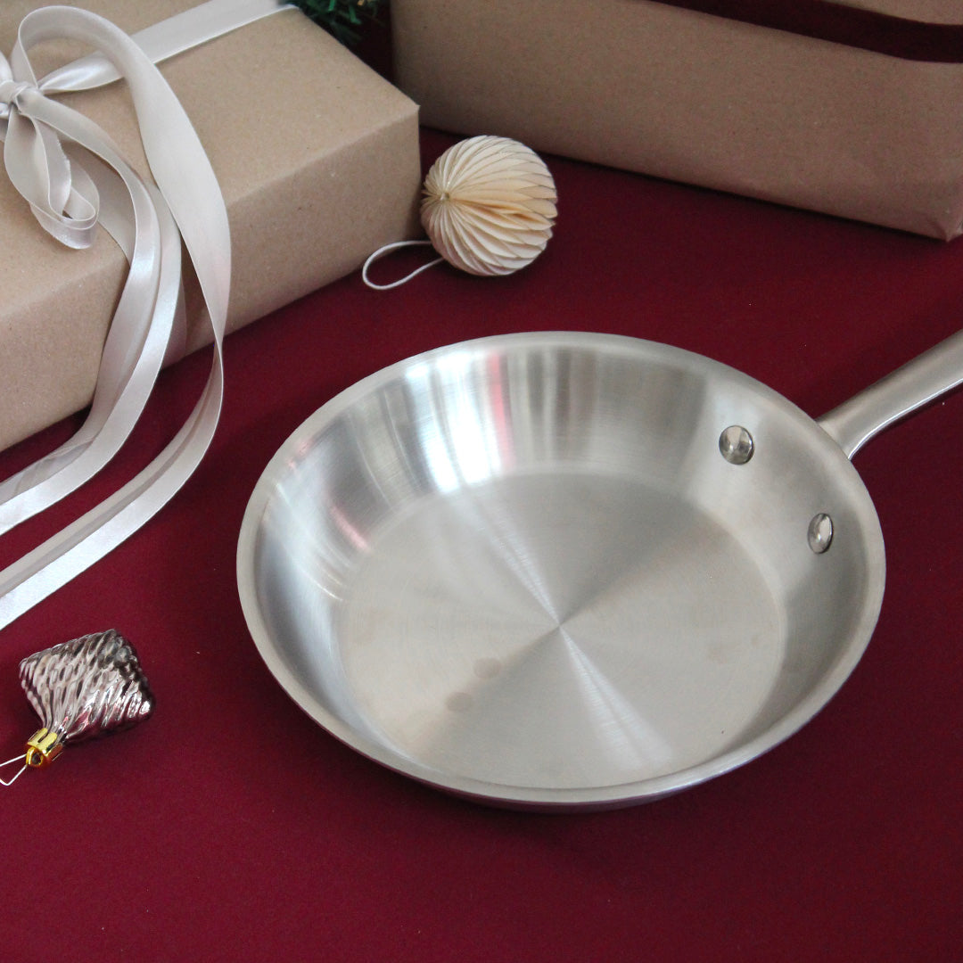 Poêle en inox 18/10 manche fixe