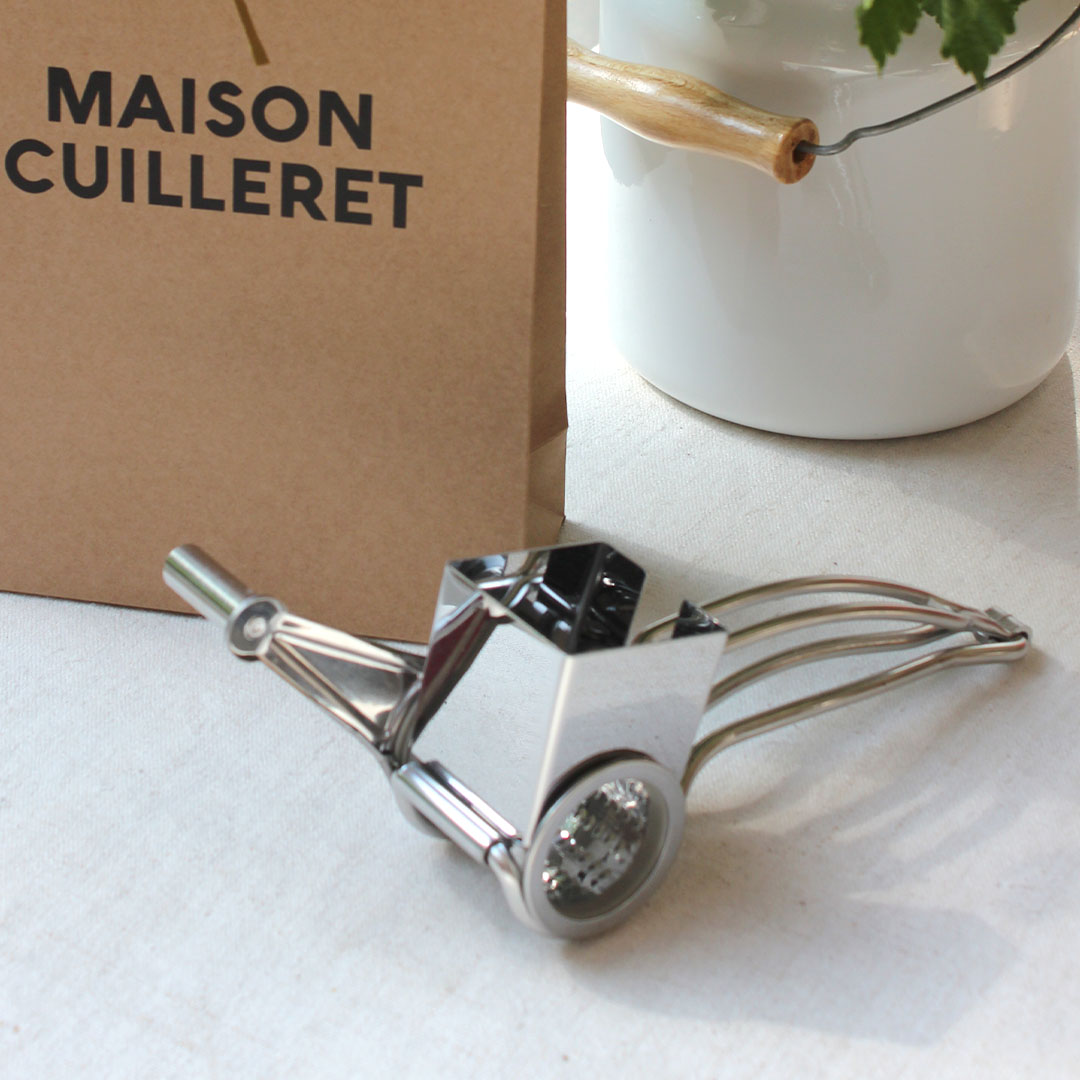 Râpe à fromage manuelle en inox