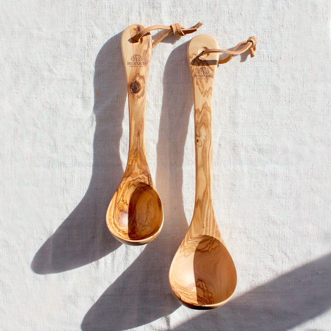 Louche en bois d'olivier verni