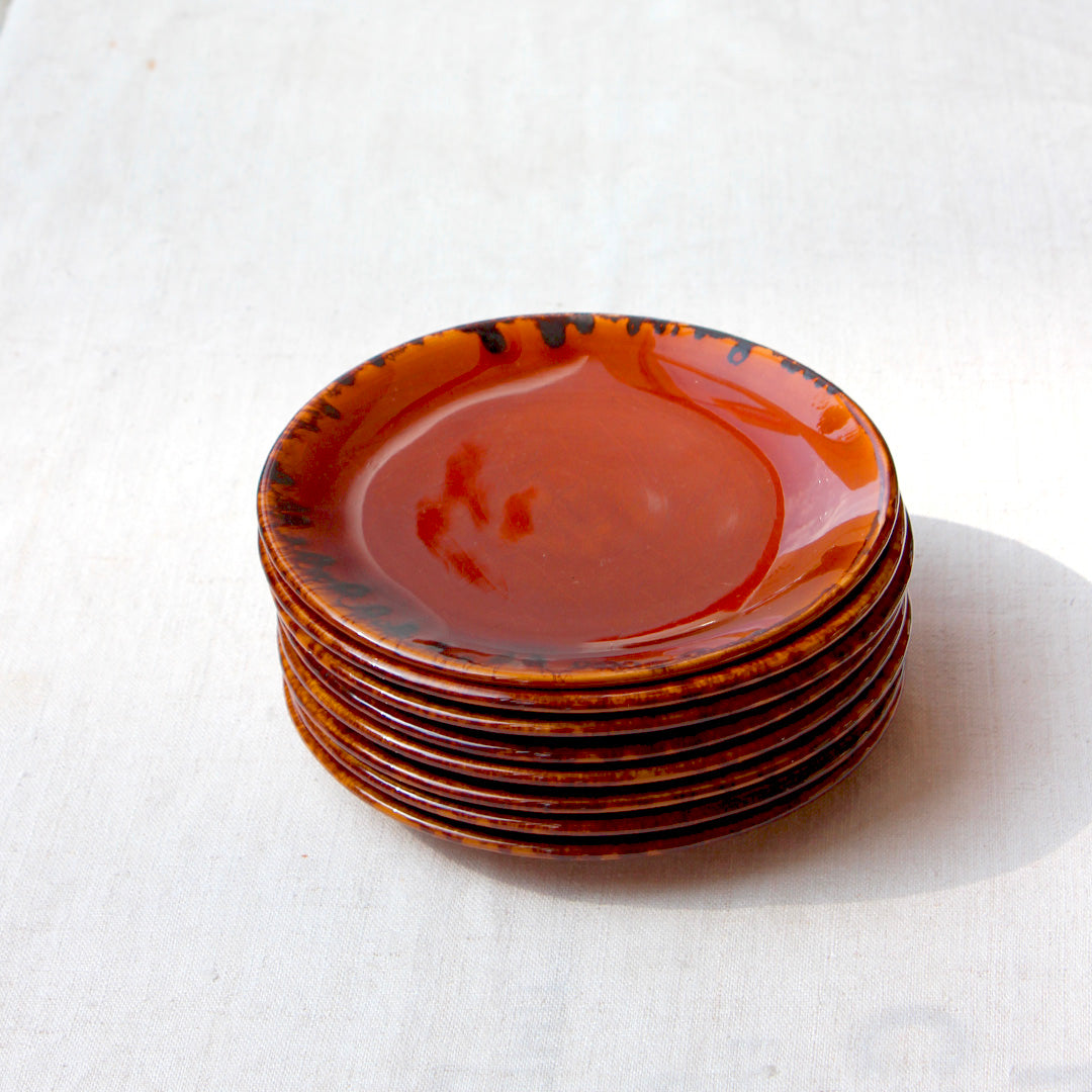 Assiettes à dessert en céramique brune