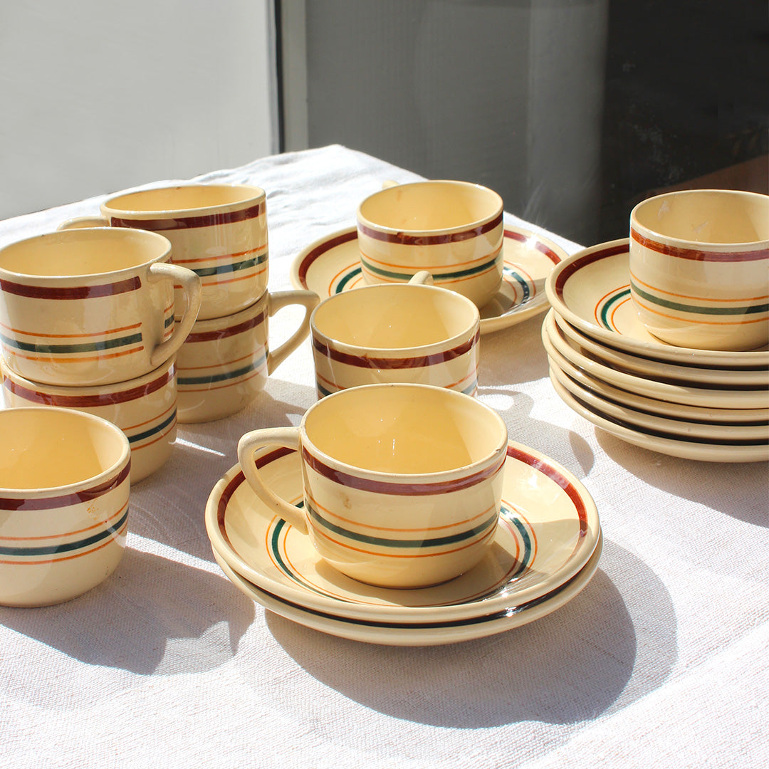 Ensemble de 9 tasses à café de Gien