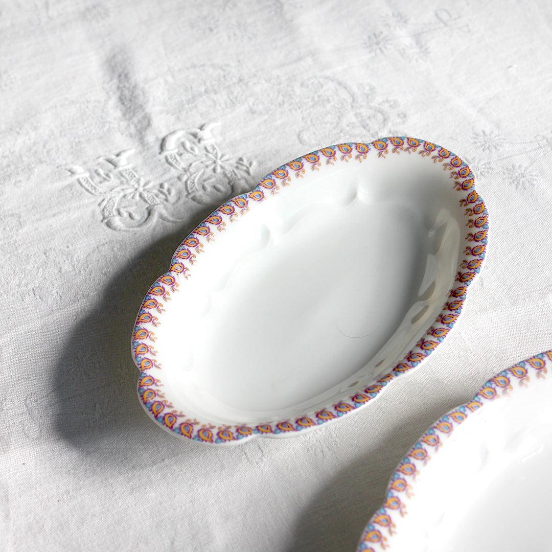 Duo de raviers en porcelaine