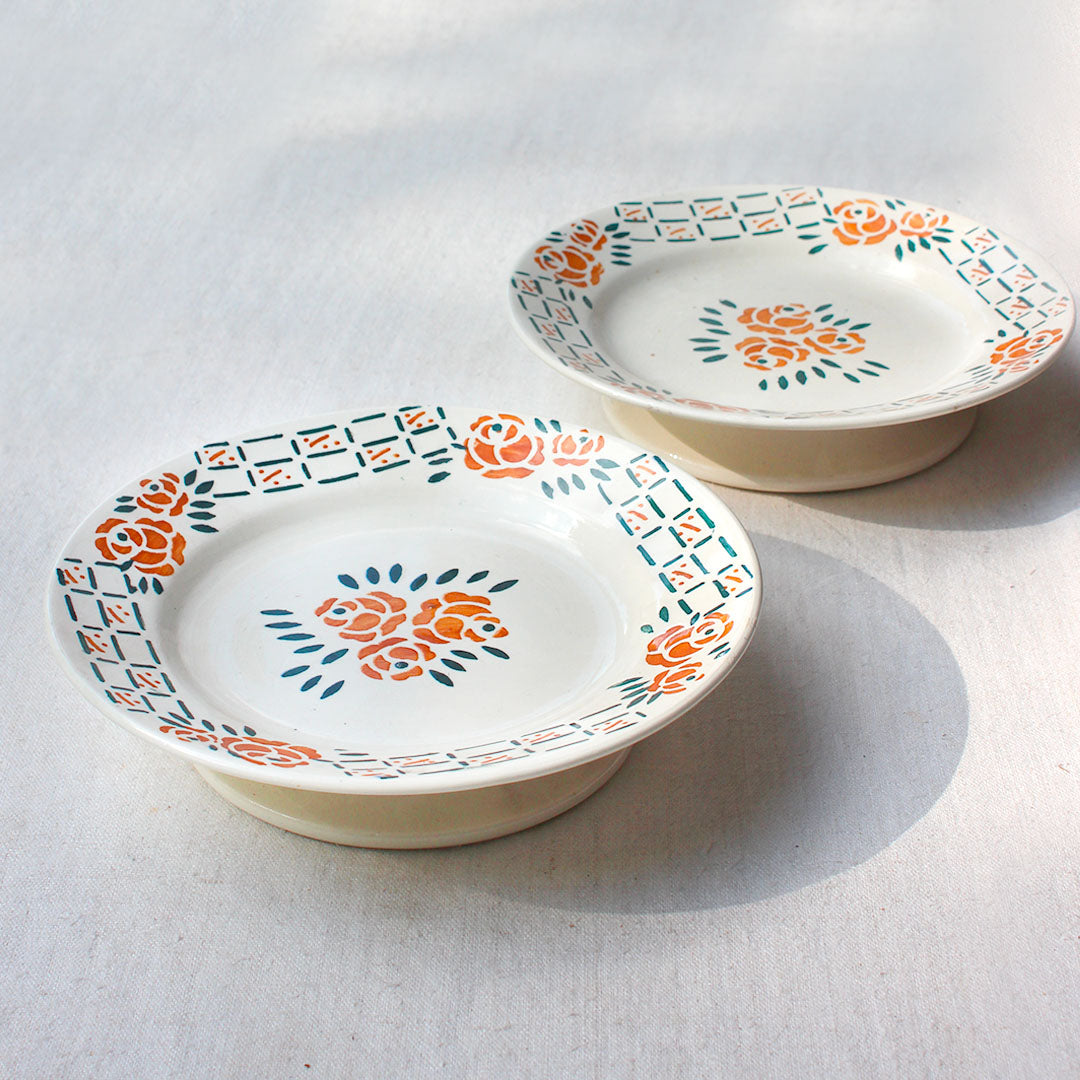 Assiette sur pied art déco