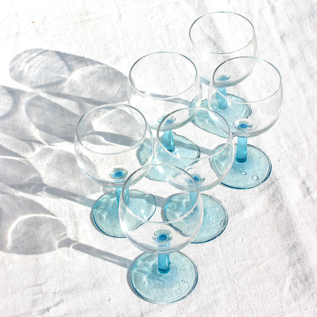 8 verres ballon sur pied