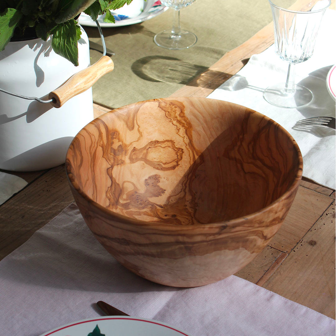 Grand saladier en bois d'olivier
