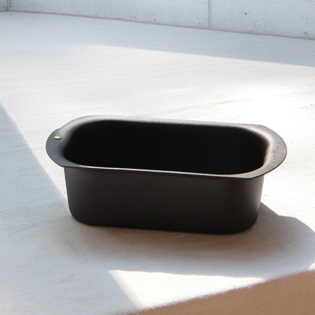 Moule à gâteau et pain en fer