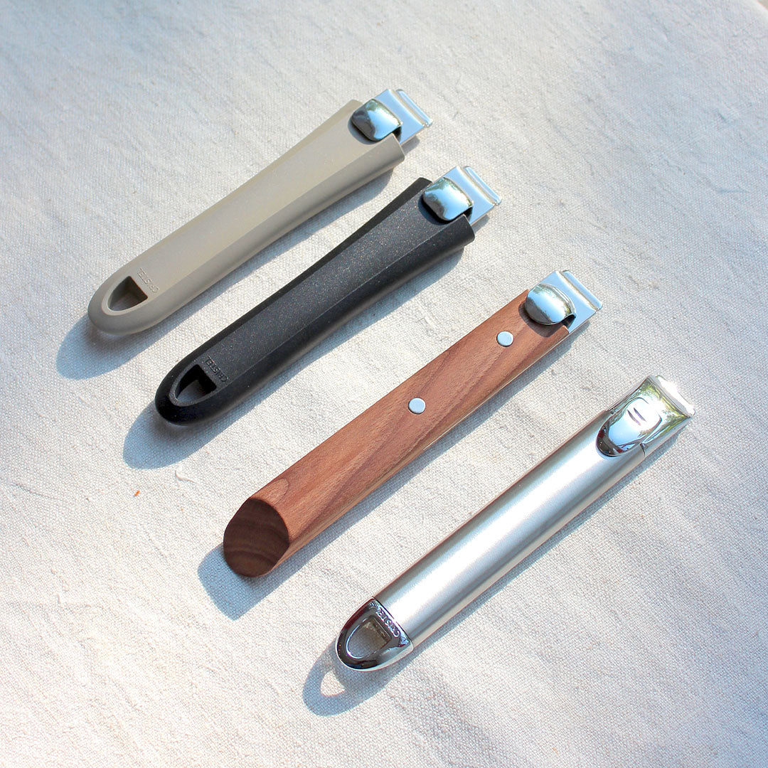 Batterie de trois casseroles en inox avec manche amovible Cristel