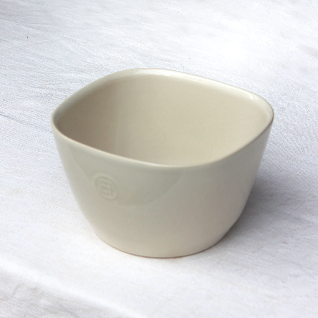 Saladier en céramique crème