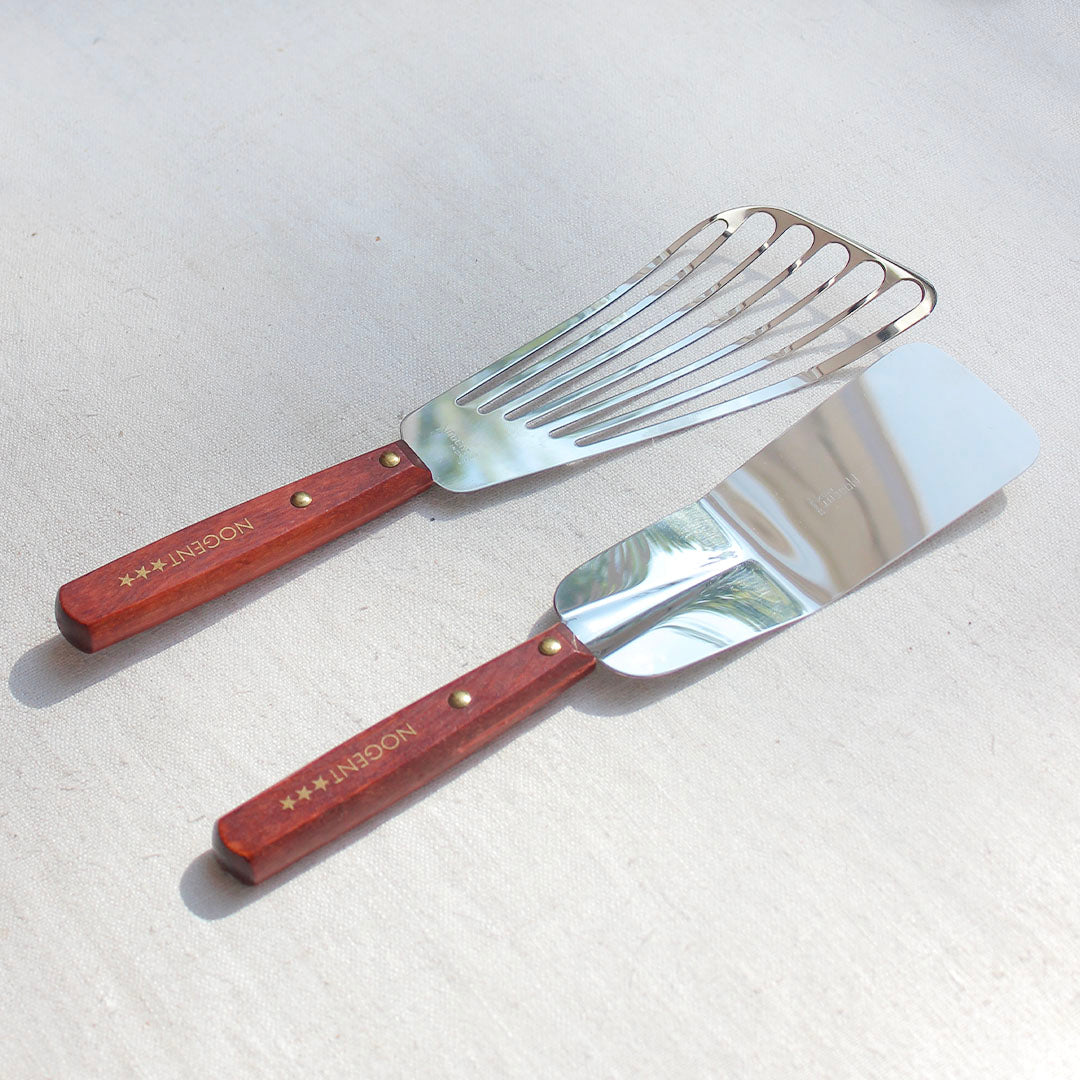 Spatule coudée manche en bois de charme