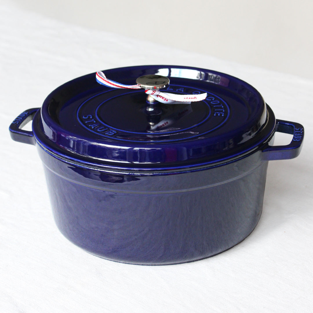 Cocotte ronde en fonte colorée staub
