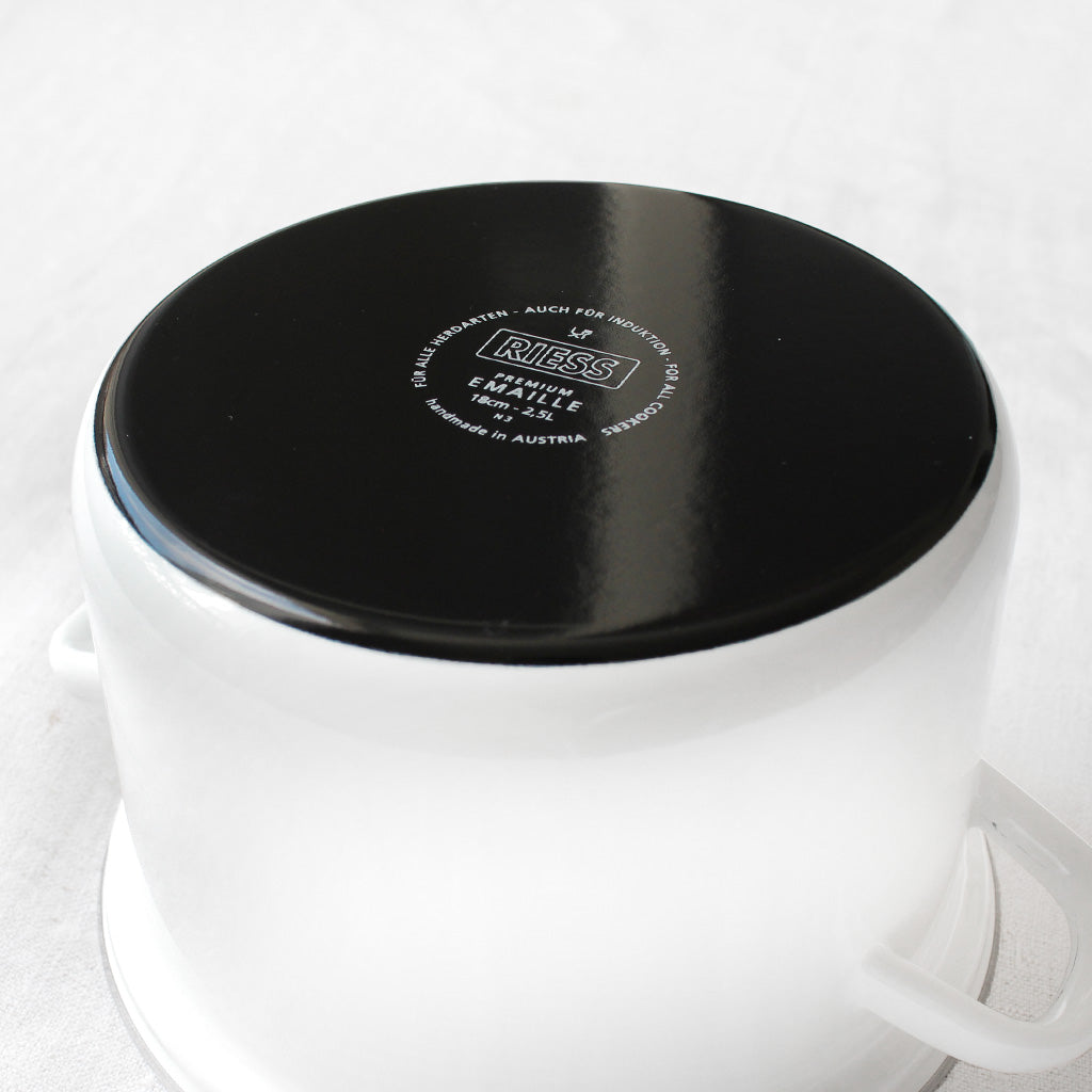 Marmite faitout en acier émaillé