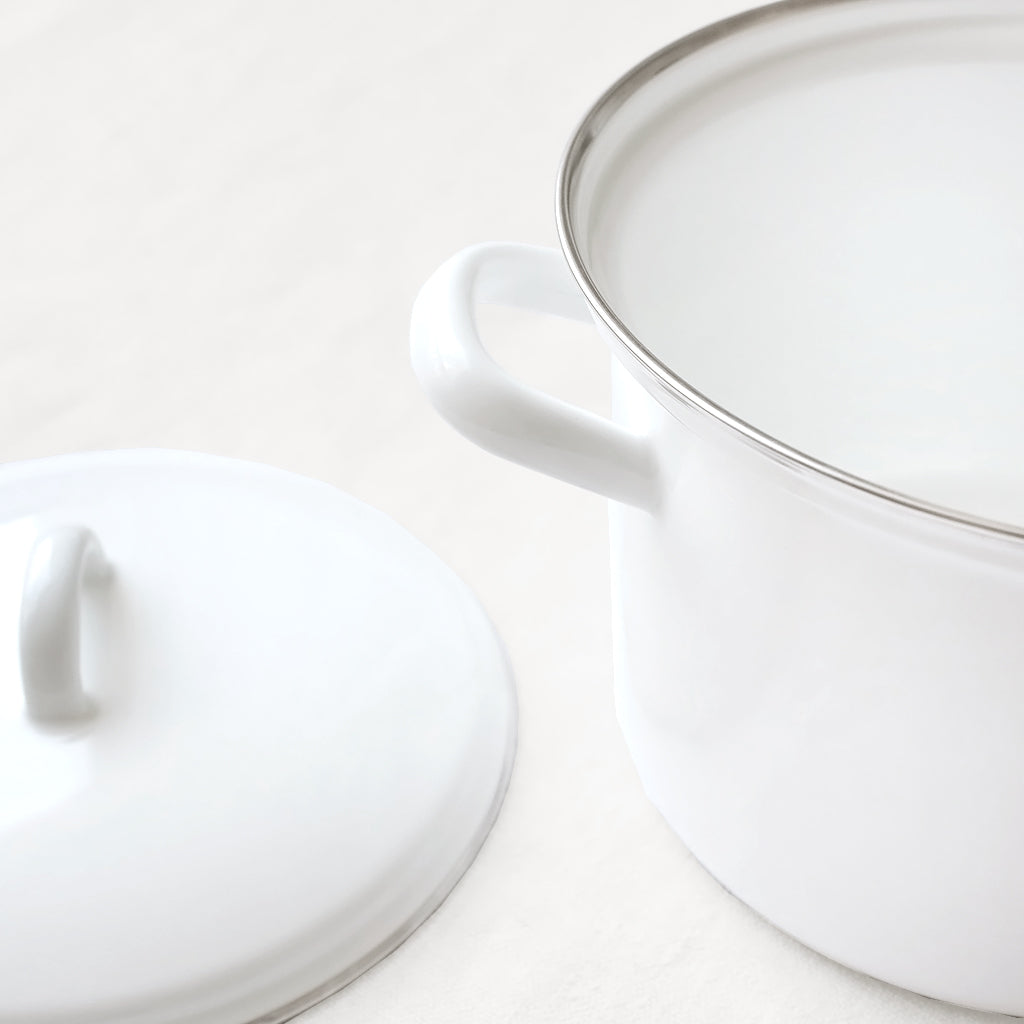 Marmite faitout en acier émaillé