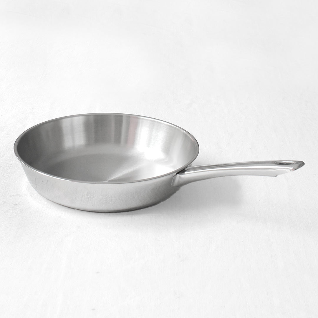 poêle en inox 18/10
