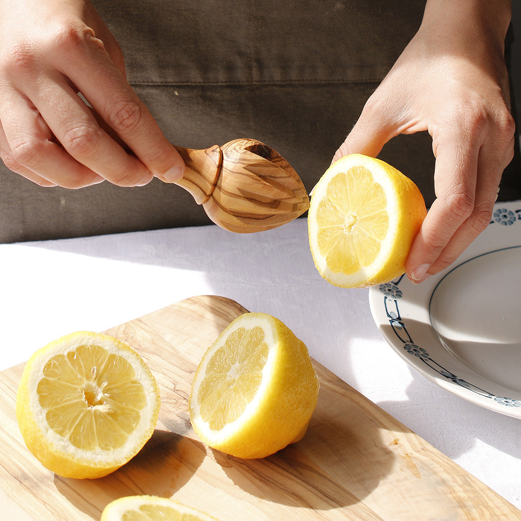 presse citron en bois d'olivier