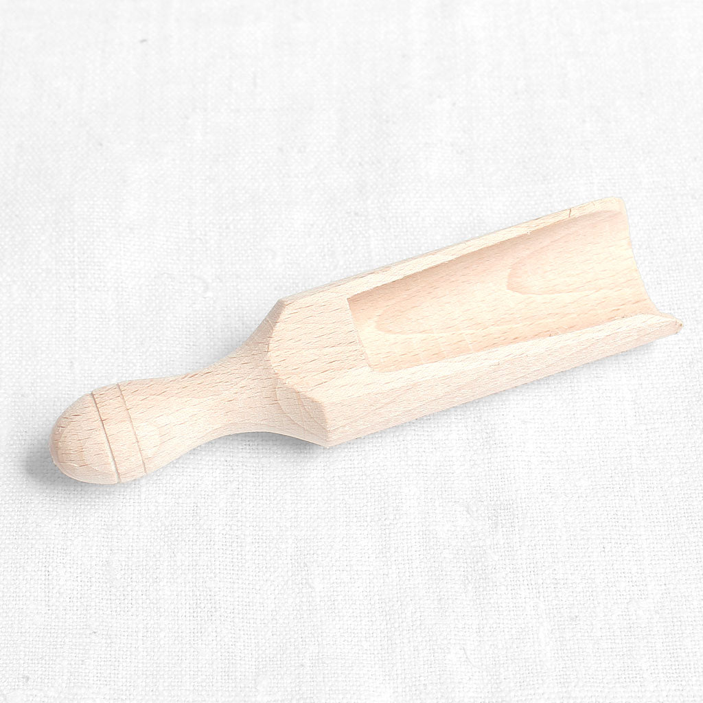 Pelle à sel en bois
