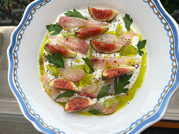 Ceviche daurade, figues, huile verte et yaourt