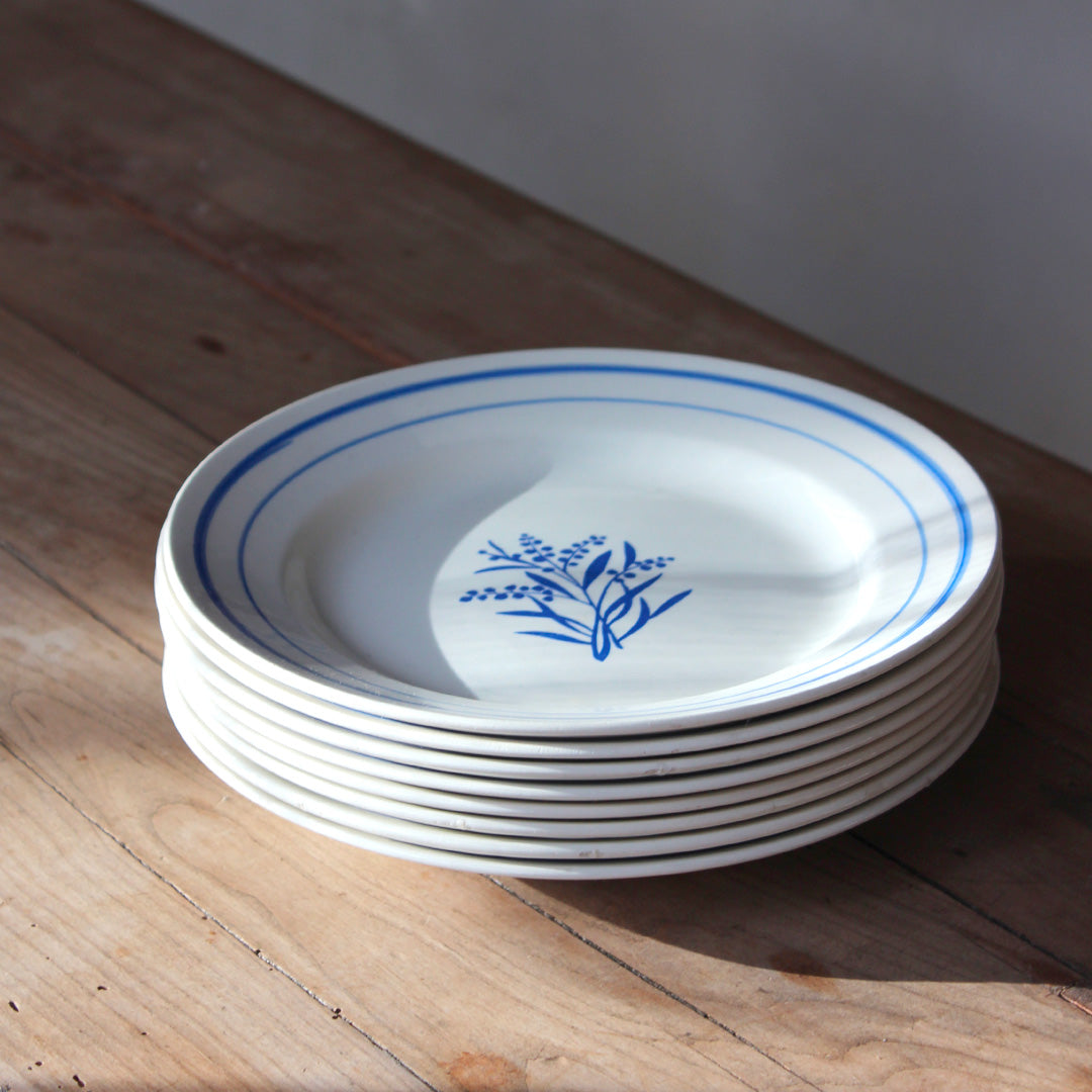 8 assiettes plates motif épi de Gien