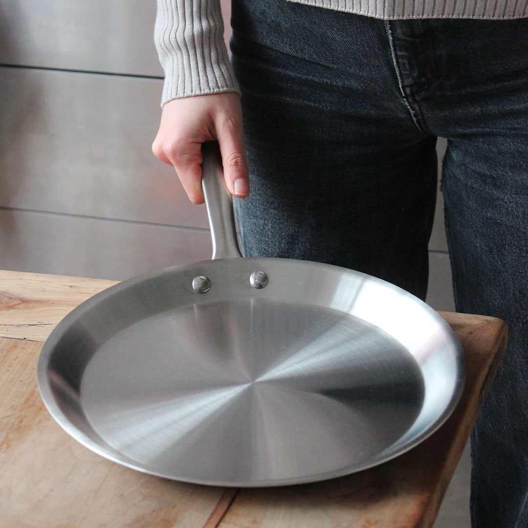 Crêpière en inox 18/10 manche fixe