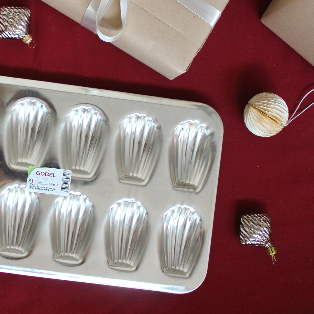 Plaque à madeleines en fer