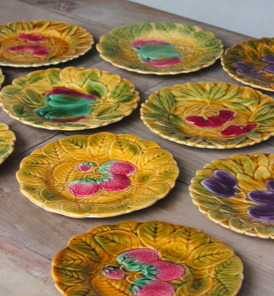 3 Assiettes Sarreguemines Barbotine – Décor Pommes Et Feuilles Relief, Vintage