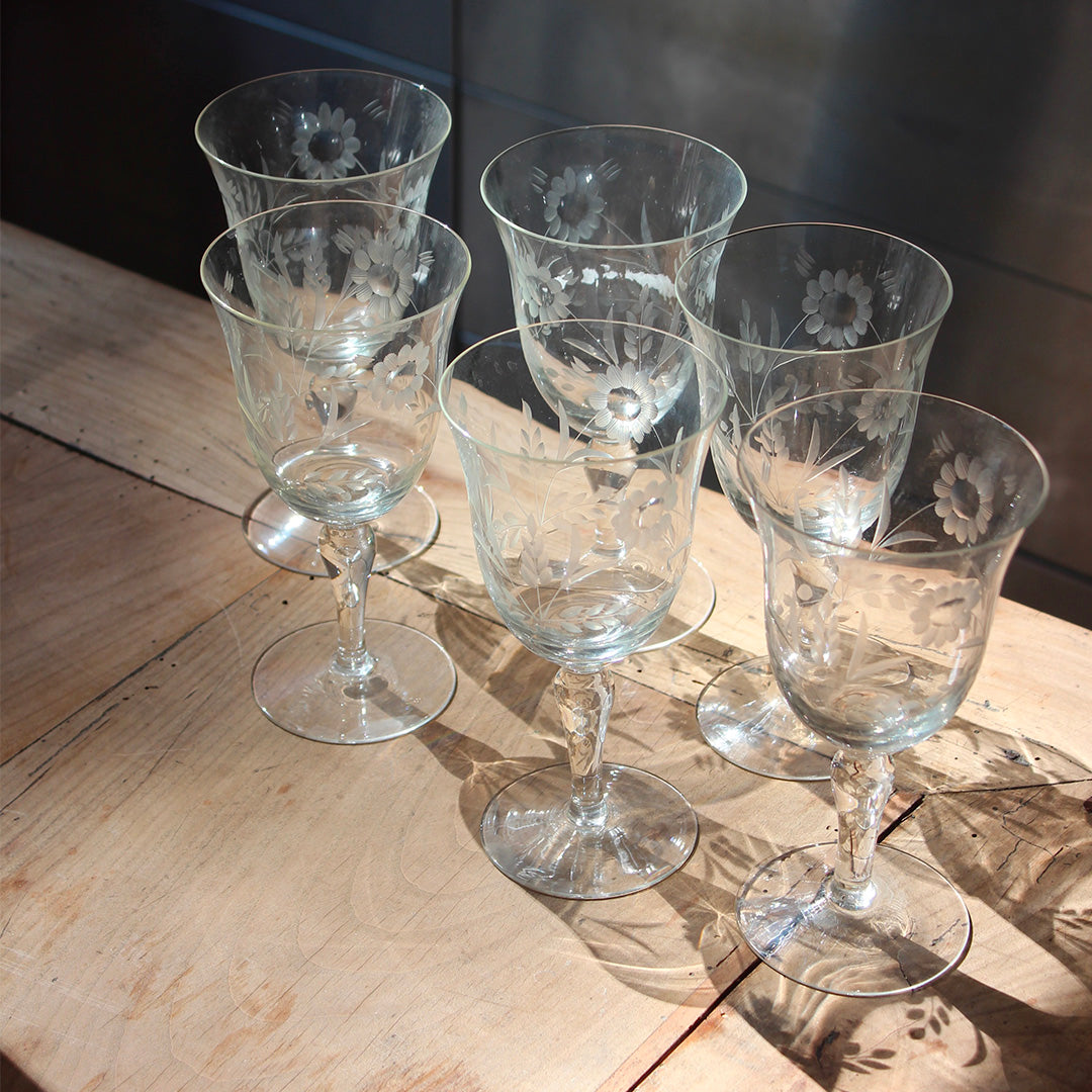 6 verres à pied gravés vintage
