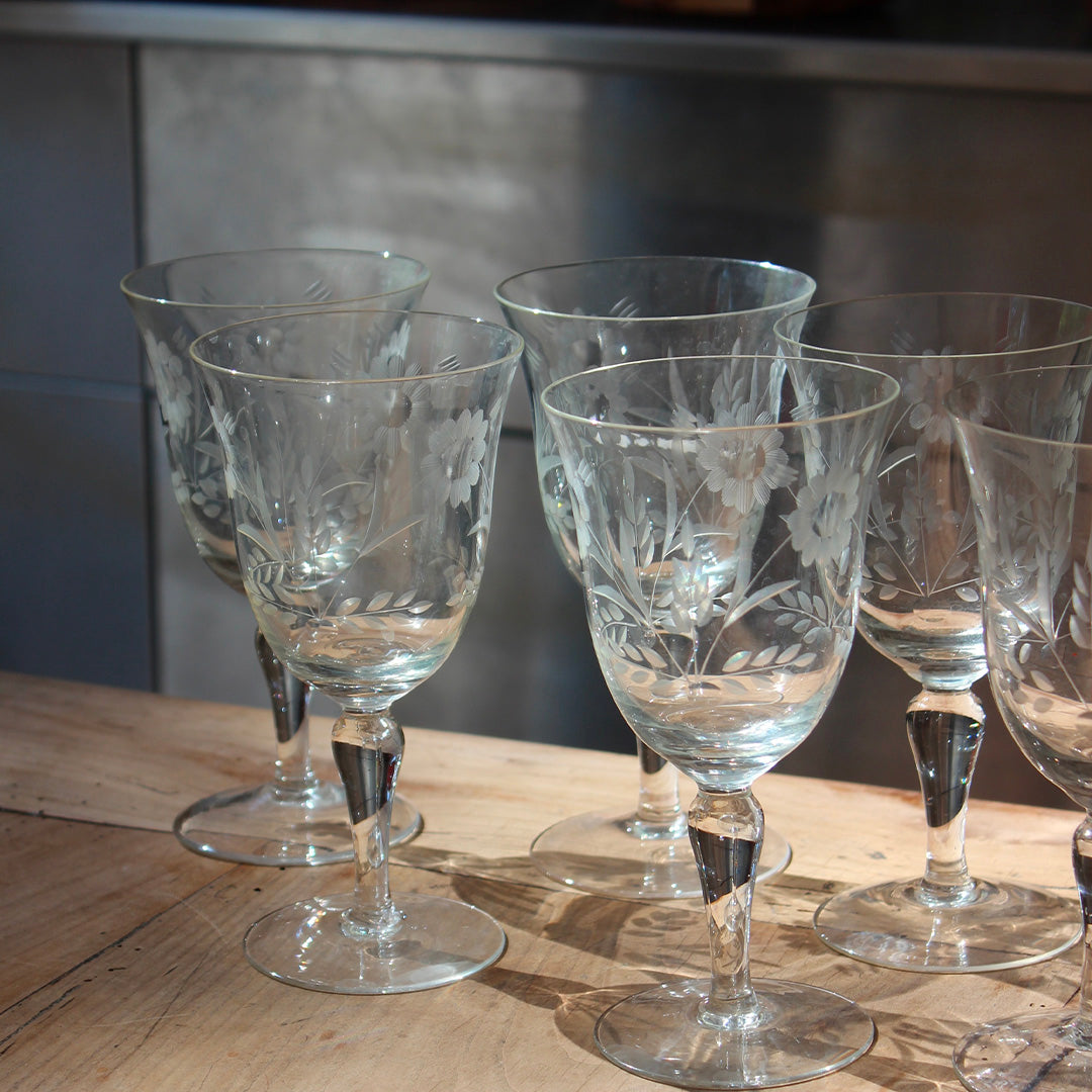 6 verres à pied gravés vintage