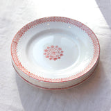 6 assiettes plates aux arabesques