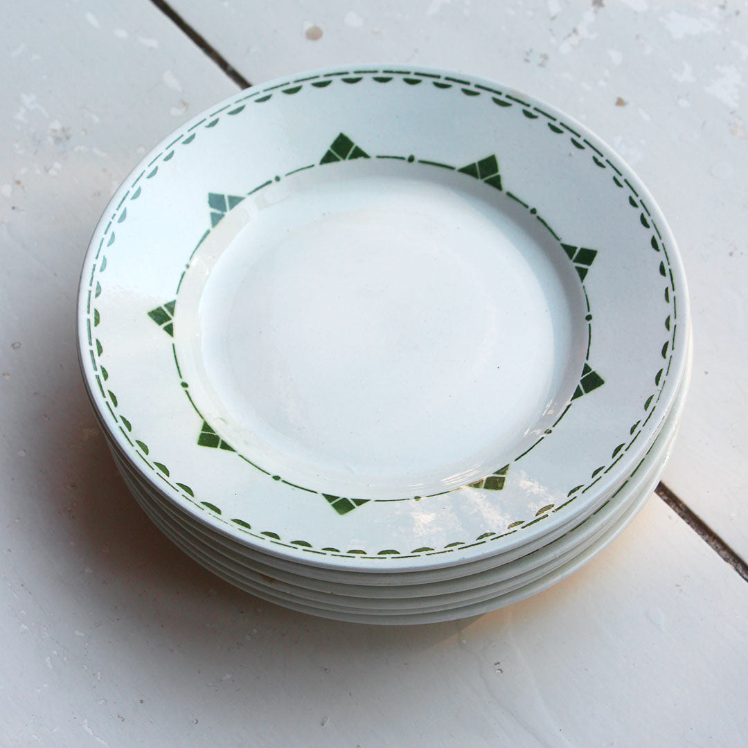 6 assiettes à dessert au décor vert foncé