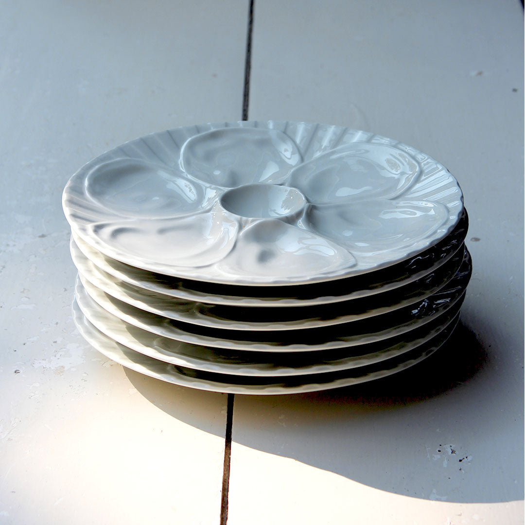6 assiettes à huîtres en porcelaine blanche