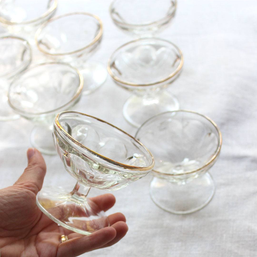Coupelle en verre bordure dorée