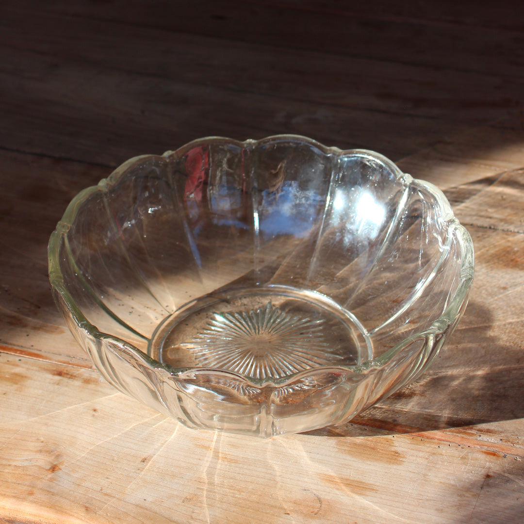 Saladier en verre épais vintage