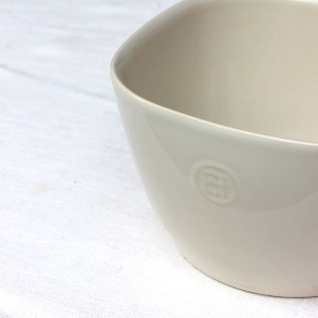 Saladier en céramique crème