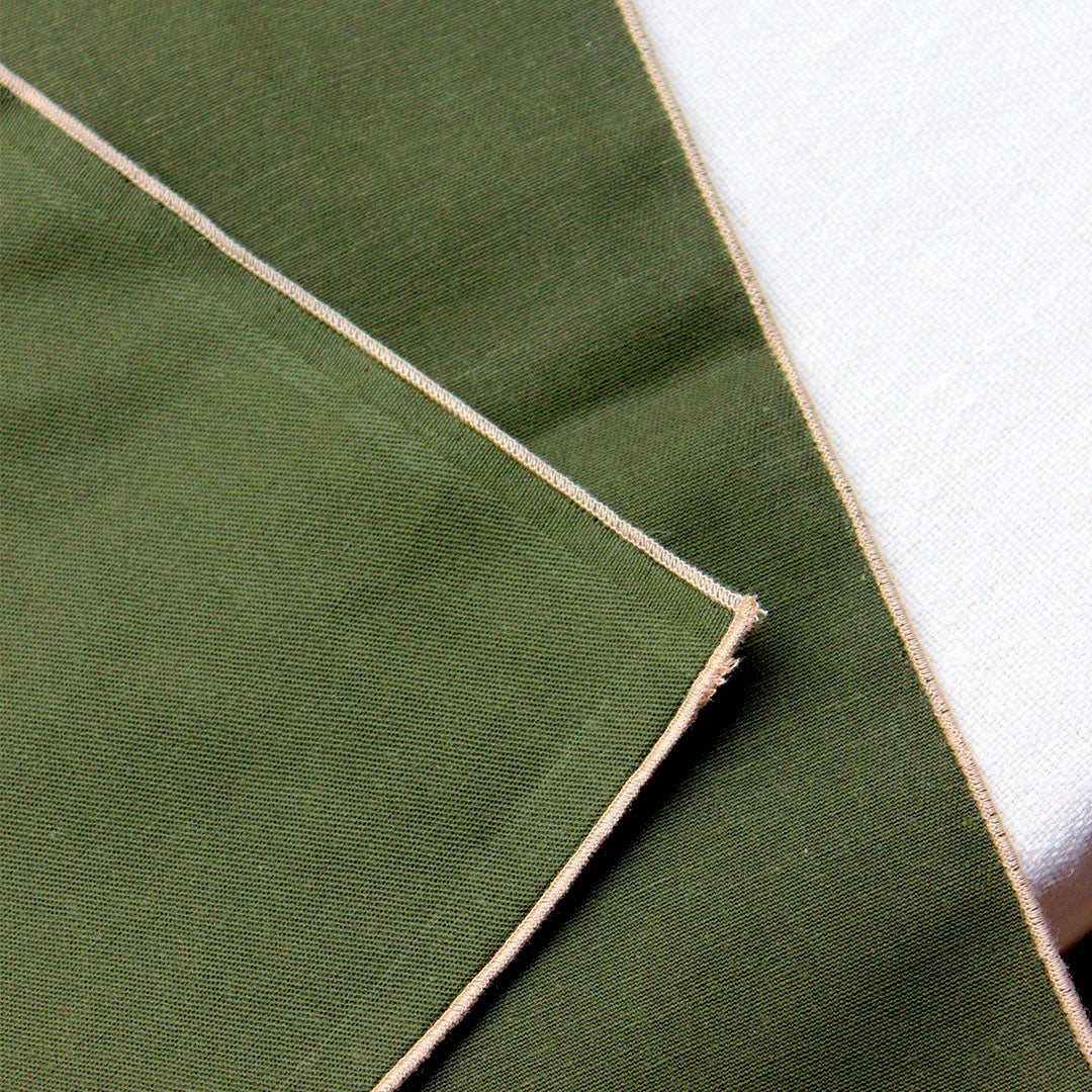 4 serviettes kaki liseré beige