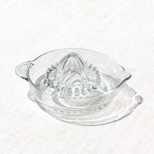 Presse-citron en verre