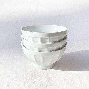Bol en porcelaine blanche