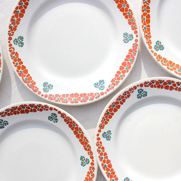 8 assiettes plates en faïence art déco